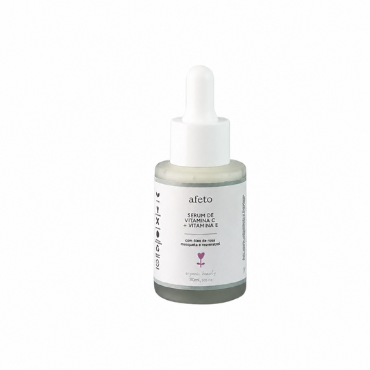 Sérum facial de vitamina C + E com rosa mosqueta da afeto organic beauty em frasco conta-gotas.